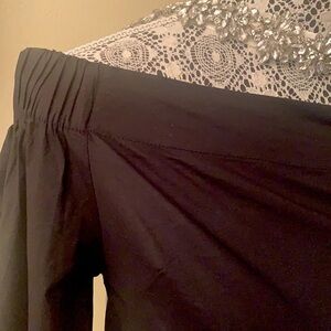 Walter Bake off shoulder cotton top